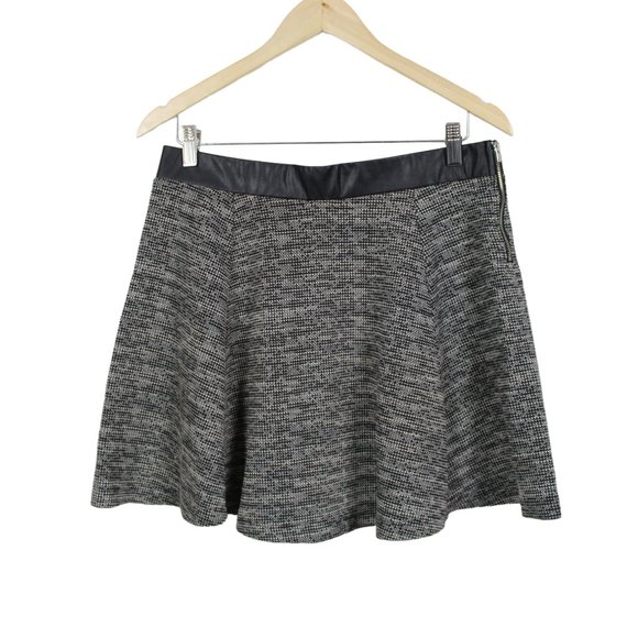 Divided Black White Circle Mini Skirt - Picture 1 of 8